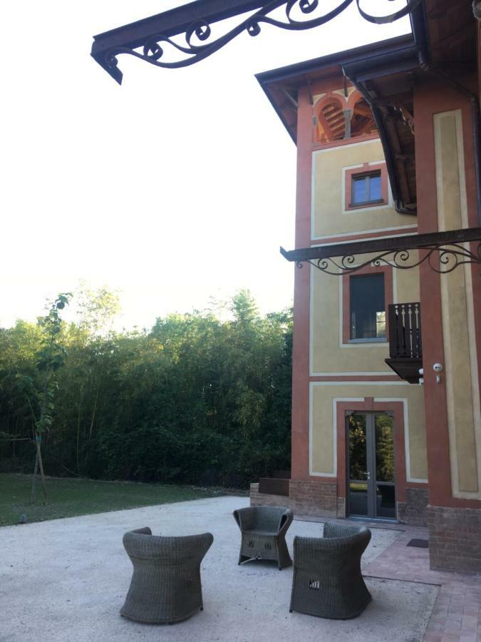 Villa Laura Cocconi Luaran gambar